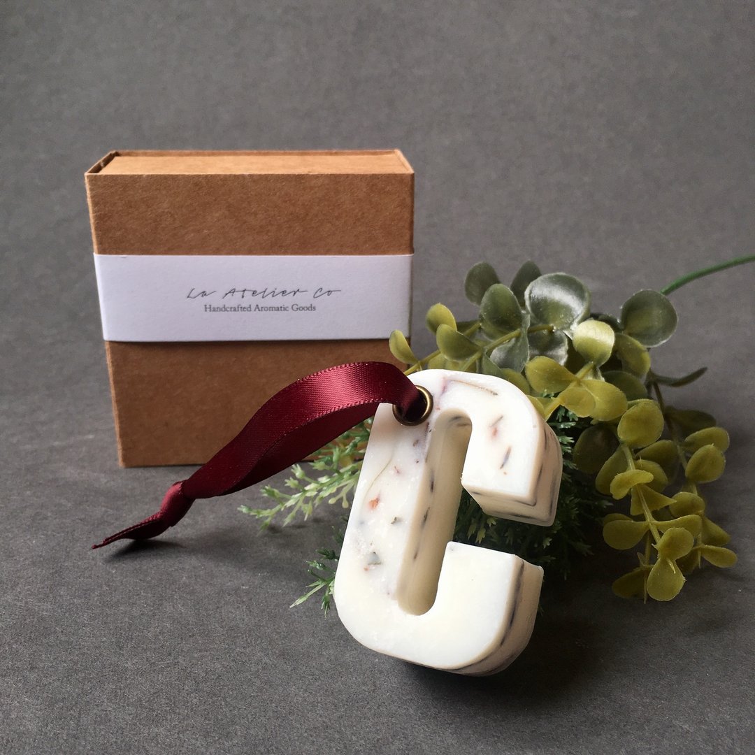 Scented Soy Wax Free Standing Letter | Healing Stone | Crystal Decor | Wax Brick - 香薰/精油/线香 - 宝石 