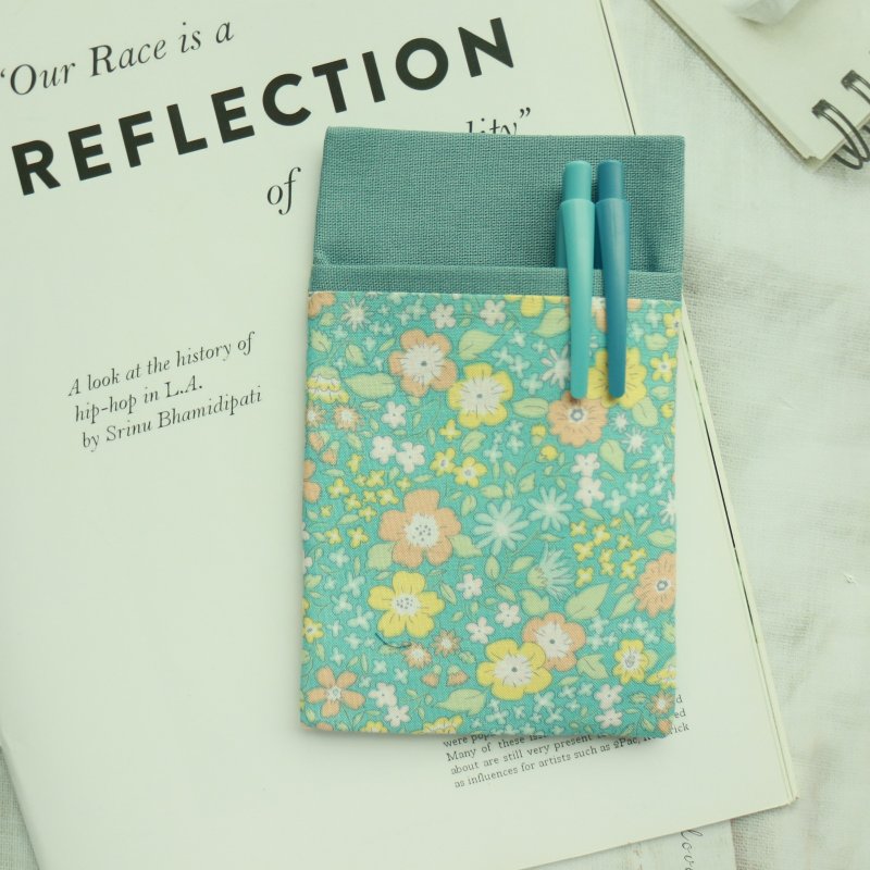 【青野之恋】口袋型笔袋 护理师笔袋 医师笔袋 老师笔袋 - 铅笔盒/笔袋 - 棉．麻 