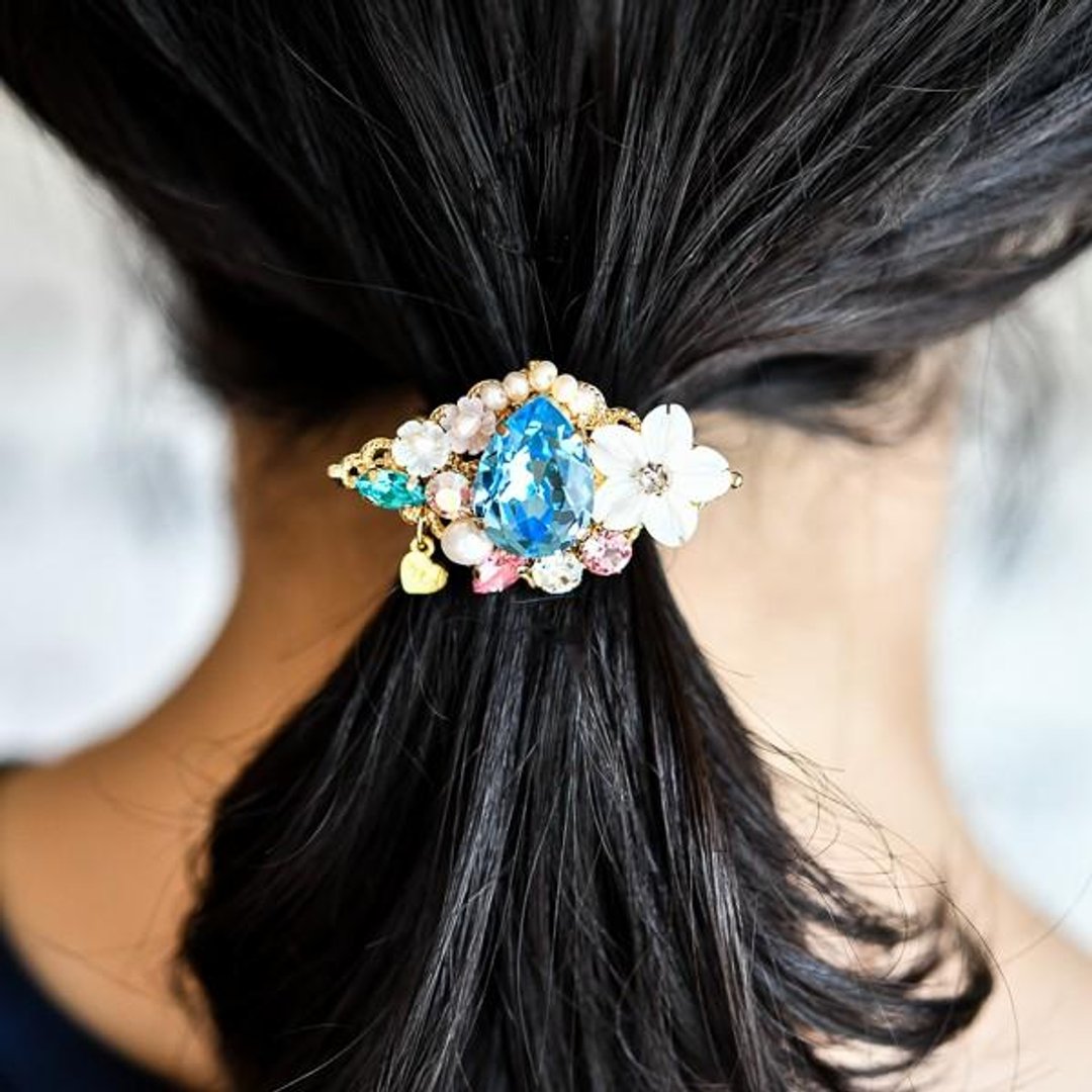Freshwater Pearl Shell Flower Bijou Pony Hook Hair Elastic Ornament Aquamarine Blue Version - 发饰 - 其他金属 蓝色