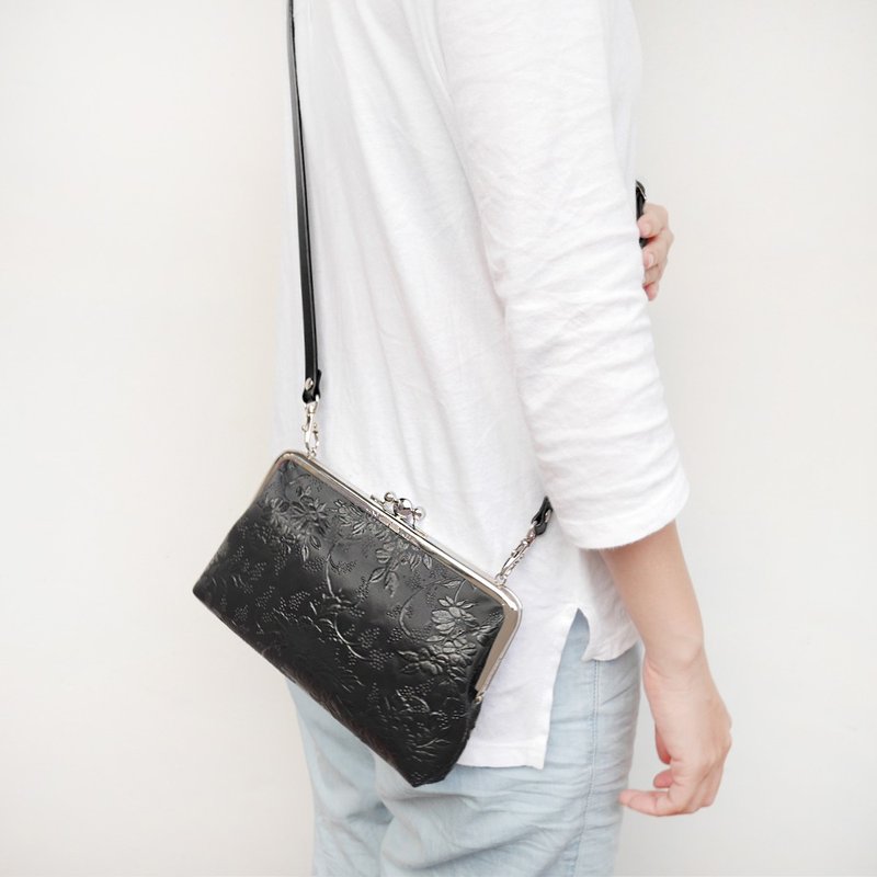 (加大) 大黑羊  两大格肩背包 / 手机包 / 口金包 【台湾制造】 - 侧背包/斜挎包 - 其他金属 黑色