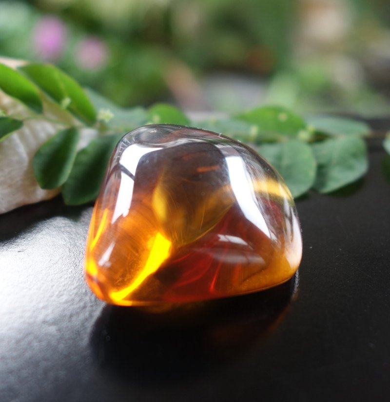 琥珀 Amber 蜜蜡 缅甸 金珀 原石 原矿 6.24g  波罗的海 金包蜜 - 吊饰 - 半宝石 橘色