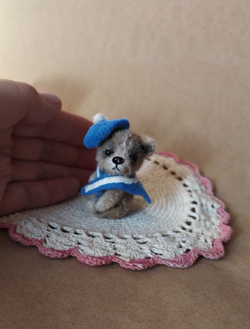 泰迪熊amigurumi可爱玩具的微型针织收藏小雕像 - 玩偶/公仔 - 羊毛 卡其色