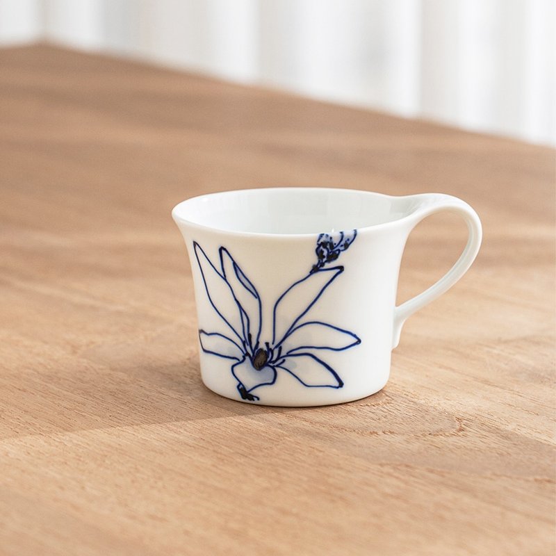 木兰花咖啡杯 /真窑 - 咖啡杯/马克杯 - 瓷 