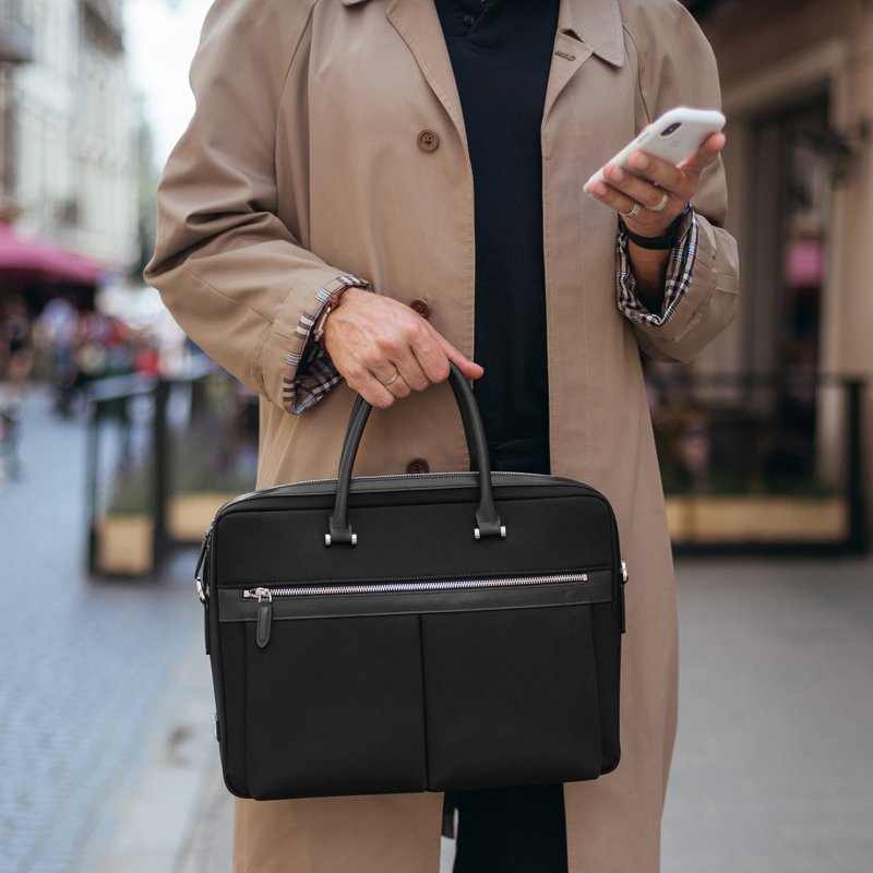 【换季特卖】Vibrant 商务休闲 防水尼龙公文包 15寸 (黑色) - 公文包/医生包 - 尼龙 黑色