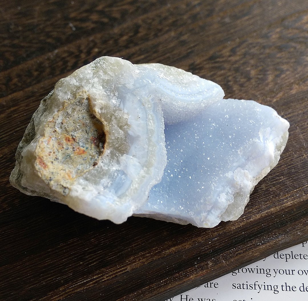 Chalcedony 马达加斯加产地 蓝玉髓 蓝纹玛瑙 天然矿石 原矿 - 摆饰 - 其他材质 