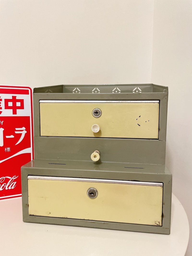 早期双层铁皮收银机 - 其他 - 其他金属 