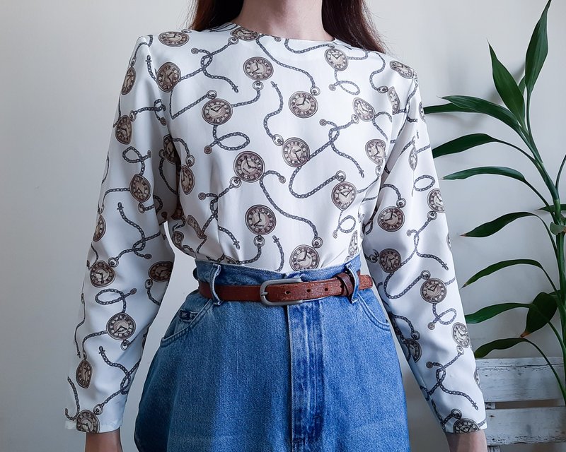 復古 1980 年代時鐘珠寶巴洛克印花襯衫 後背紐帶襯衫 尺寸 S - 女装衬衫 - 聚酯纤维 白色