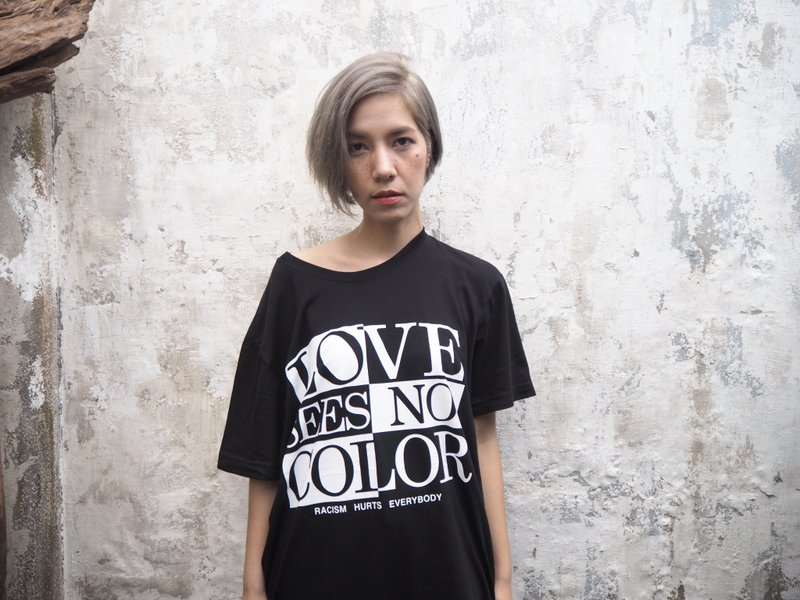 T-shirt, printed, round neck, black colour, tubular knit - 女装 T 恤 - 棉．麻 黑色