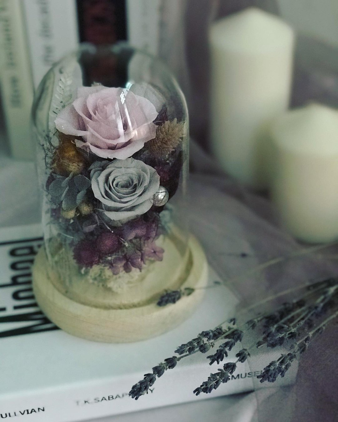 永生花玻璃盅(有灯)/永生花/居家布置/办公室疗愈小物/送礼小物 - 干燥花/捧花 - 其他材质 