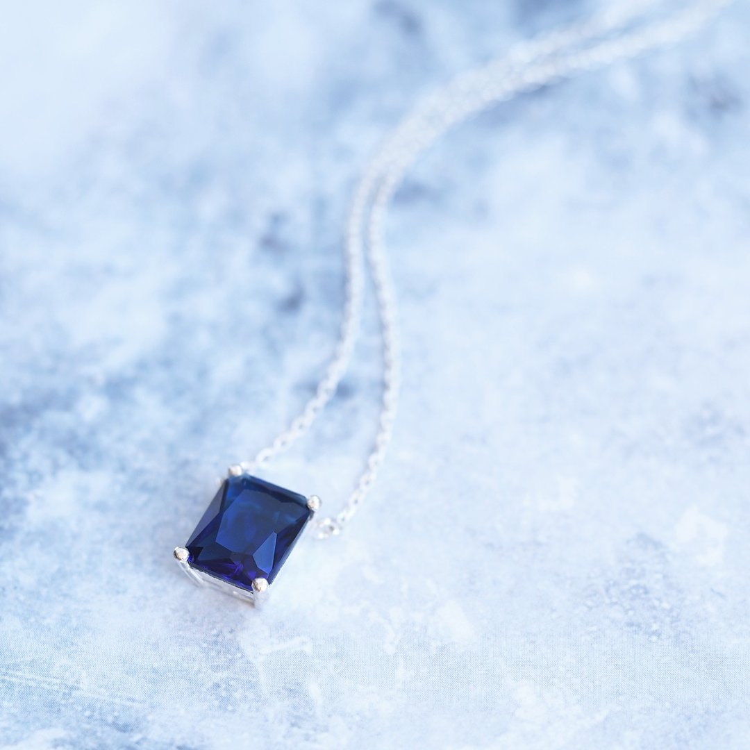 Vertical Sapphire Square Necklace Silver 925 - 项链 - 其他金属 蓝色