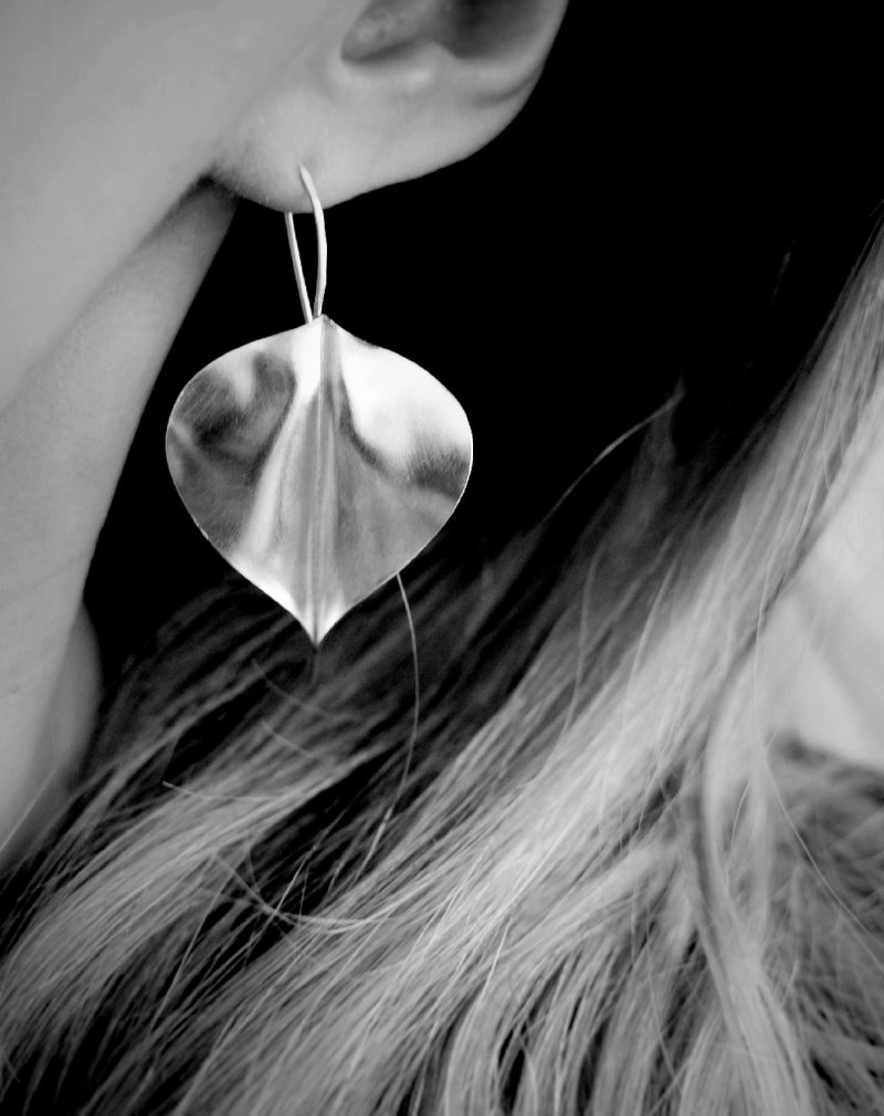 取材自然 手敲菩提叶纯银耳环 / 植物设计 - 耳环/耳夹 - 其他金属 银色