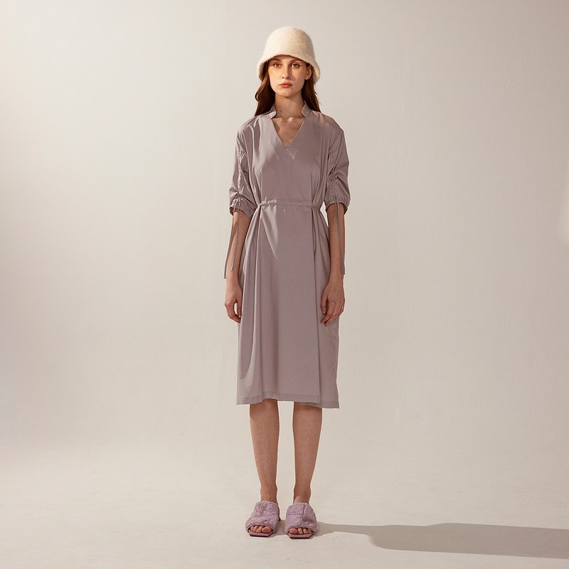 AVVJOY | 法式V領七分袖休閒洋裝 - 洋装/连衣裙 - 其他材质 