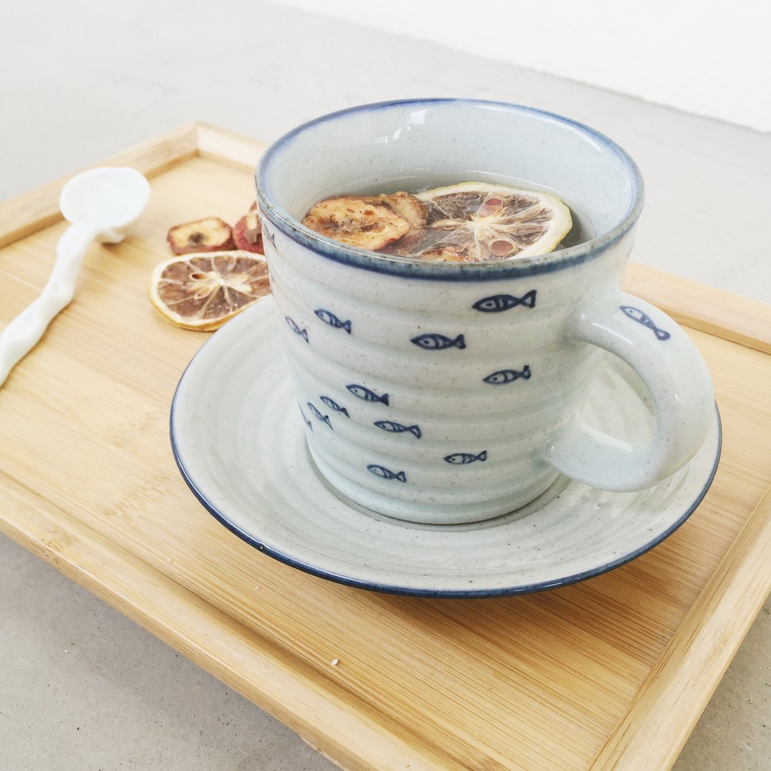 手作小鱼陶瓷咖啡杯 - 茶具/茶杯 - 陶 蓝色