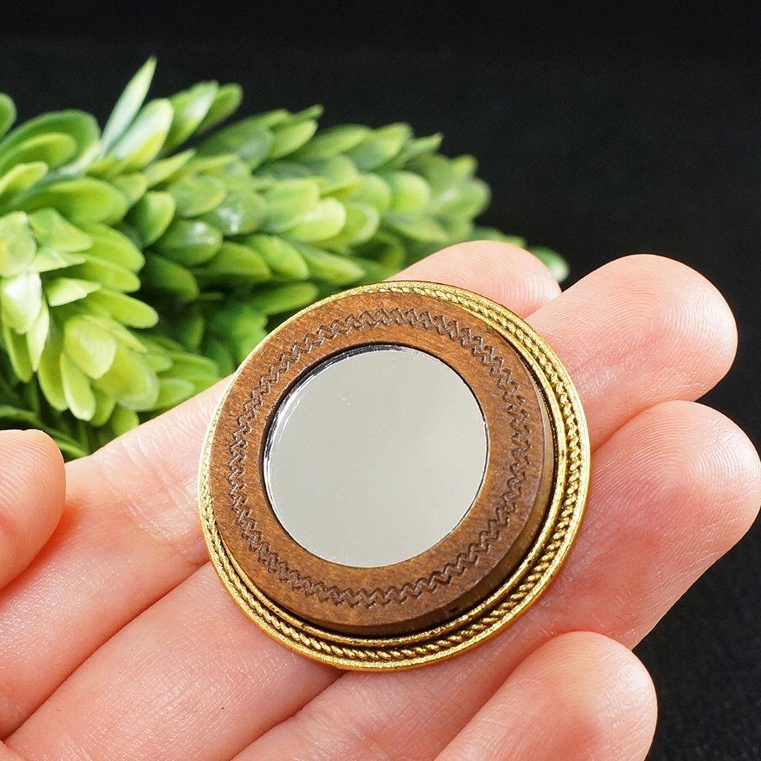 Evil Eye Glass Mirror Golden Wooden Round Protection Amulet Brooch Pin Jewelry - 胸针 - 其他材质 咖啡色