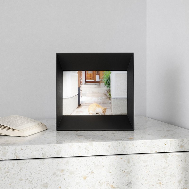 【Umbra】Lookout木纹相框(墨黑5x7寸) | 画框 圣诞礼物推荐 - 画框/相框 - 玻璃 黑色