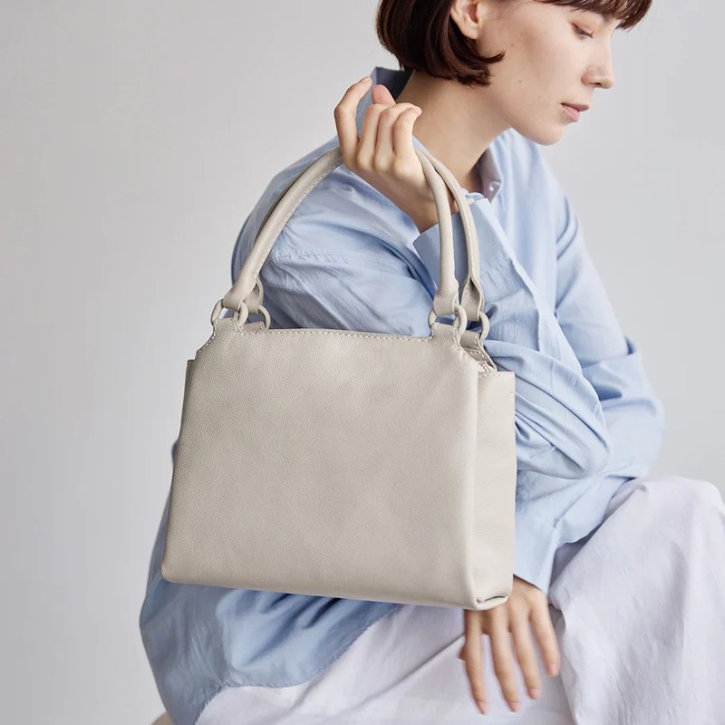 Yui 两用手提包-迷雾白 - 手提包/手提袋 - 真皮 白色