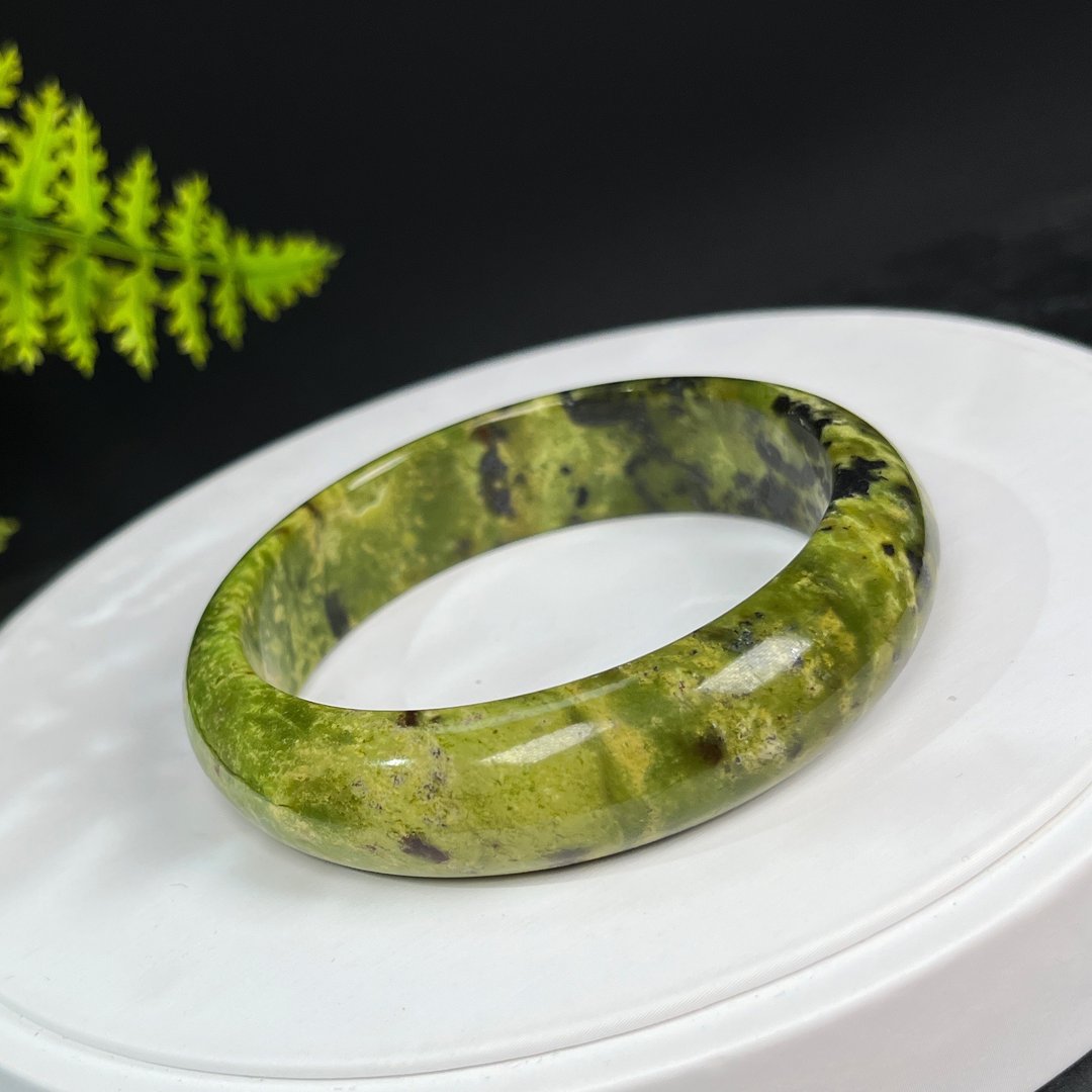 独特蒙古绿松石手镯59MM 天眼田园风绿色蒙料松手环 吉祥幸福淡雅 - 手链/手环 - 半宝石 绿色