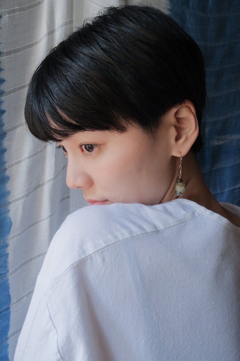 Long Bijoux Mmxxiii Glass Beads Pendente / 水波玻璃耳环 - 耳环/耳夹 - 玻璃 