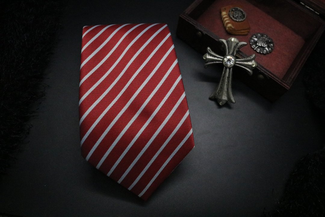 红色丝质条纹领带/婚礼小新郎necktie - 领带/领带夹 - 丝．绢 红色