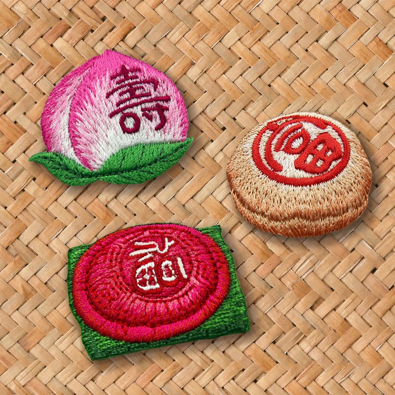 刺绣别针 | 吃了有保庇 | 文艺轻黏 - 徽章/别针 - 绣线 多色