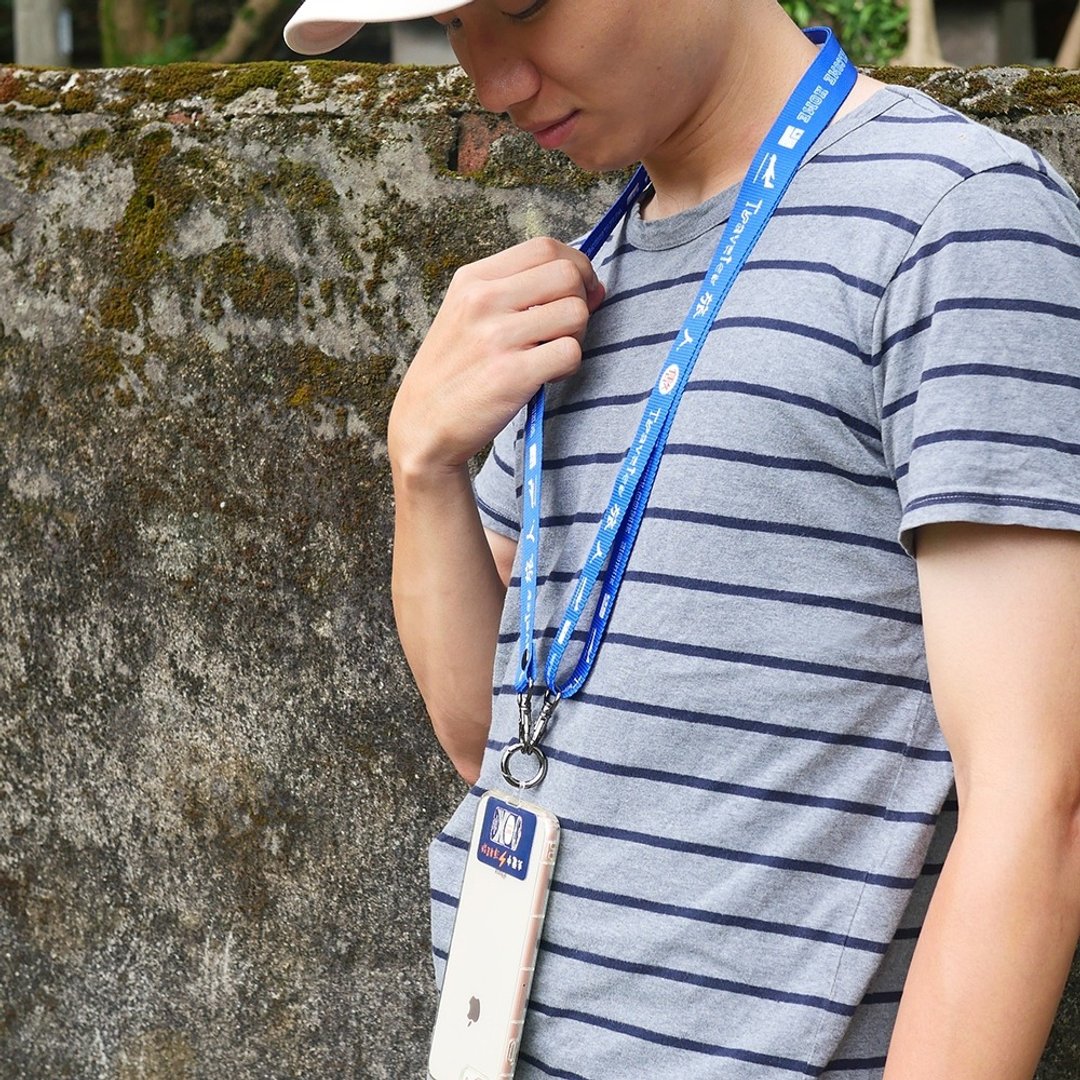 侧背手机挂绳 Crossbody Phone Strap - 旅人 男生礼物推荐　毕业 - 挂绳/吊绳 - 聚酯纤维 蓝色