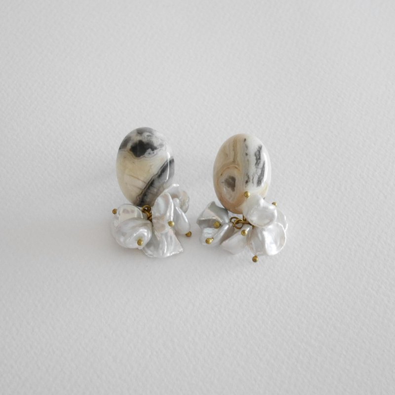 耳环 ピアス / イヤリング  | 墨染恐龙蛋 - 耳环/耳夹 - 半宝石 白色