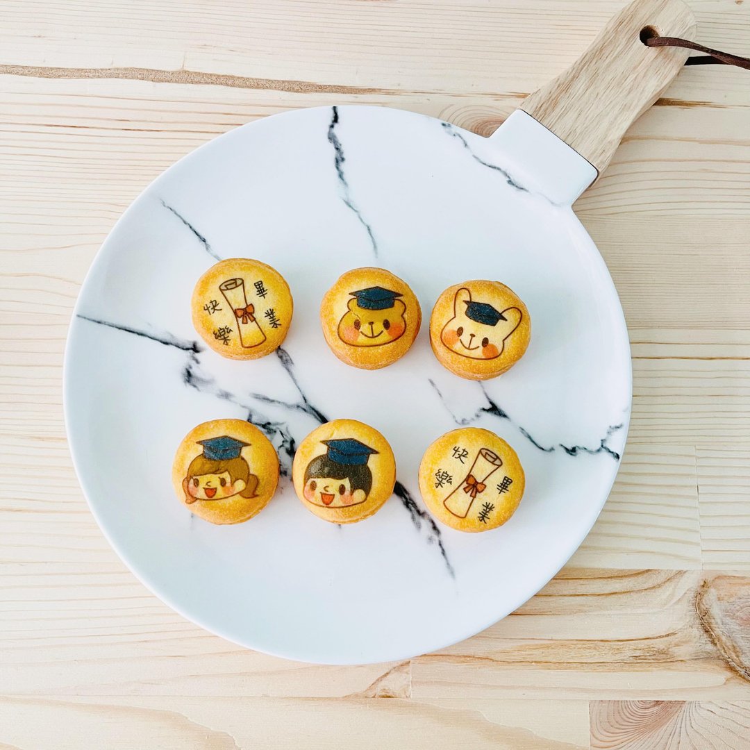 毕业礼物 | Cute cute 毕业快乐小旺酥 (10颗) - 手工饼干 - 新鲜食材 