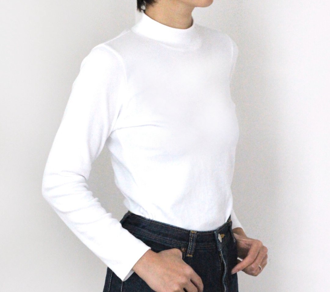 【For long sleeves】High-neck 3D cut T-shirts that stick to shape - 女装 T 恤 - 棉 白色