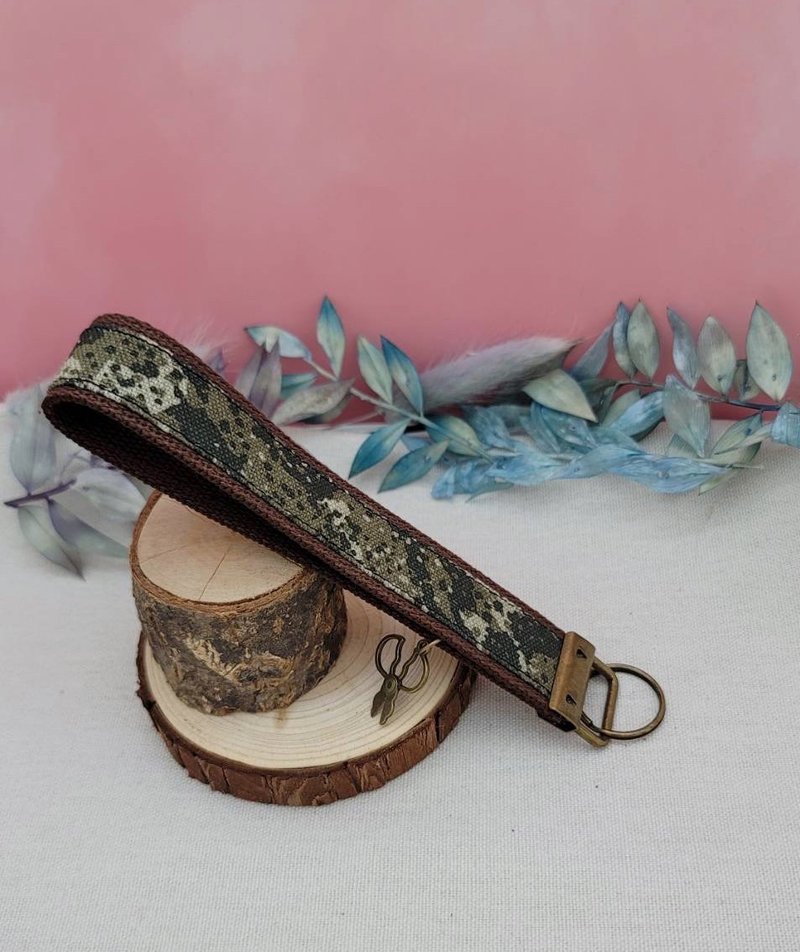 赠手机挂片和万用扣圈之多功能手机挽带/钥匙圈/相机挽带 - 挂绳/吊绳 - 棉．麻 绿色