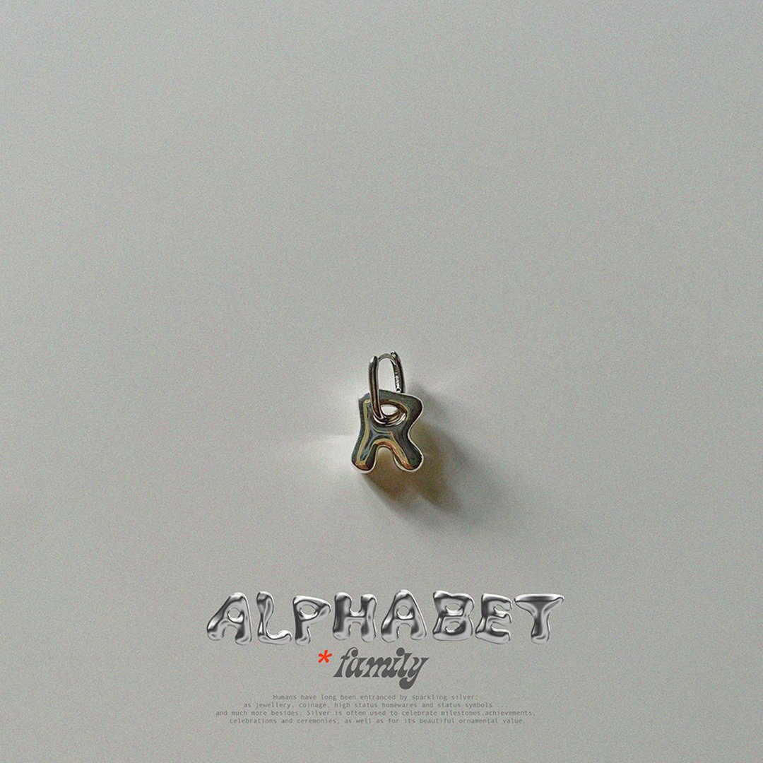 Ctrlshift - Alphabet earrings - 耳环/耳夹 - 纯银 银色