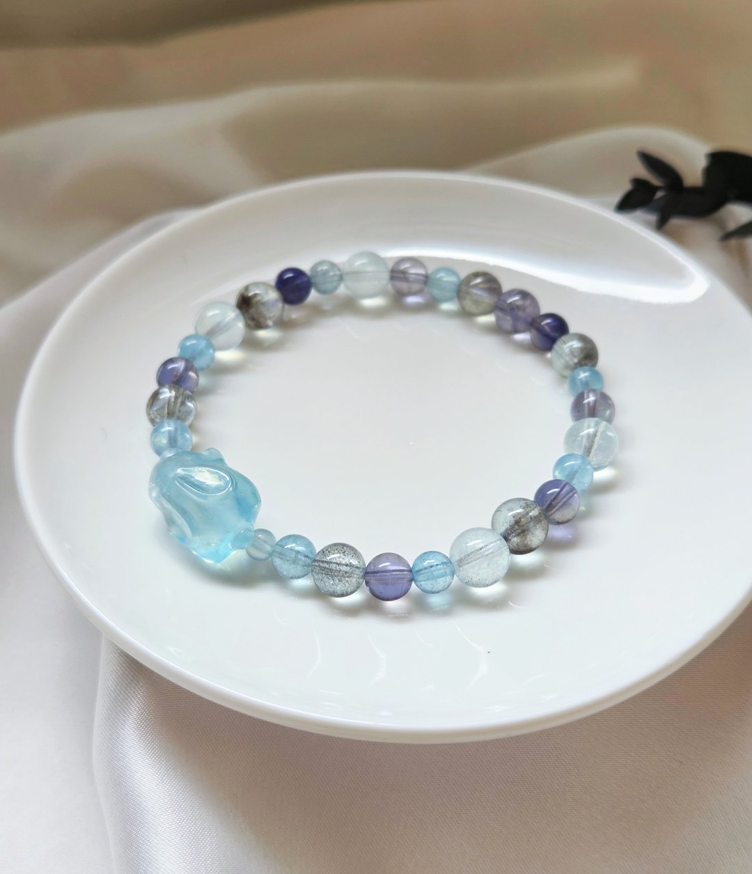 Sharlie/星光海蓝宝 海蓝宝兔 堇青石/冷静沟通 疗愈 水晶手链 - 手链/手环 - 宝石 蓝色