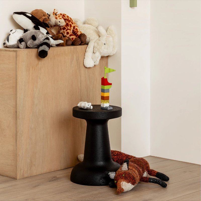 PUSHPIN Mini | 两用软木凳－边桌 | 黑 - 其他家具 - 软木/水松木 黑色