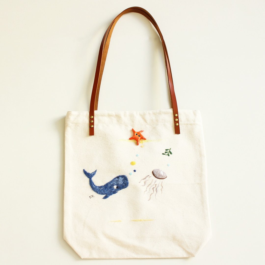 鲸鱼帆布袋 - 羊毛毡剌绣tote bag - 侧背包/斜挎包 - 棉 蓝色