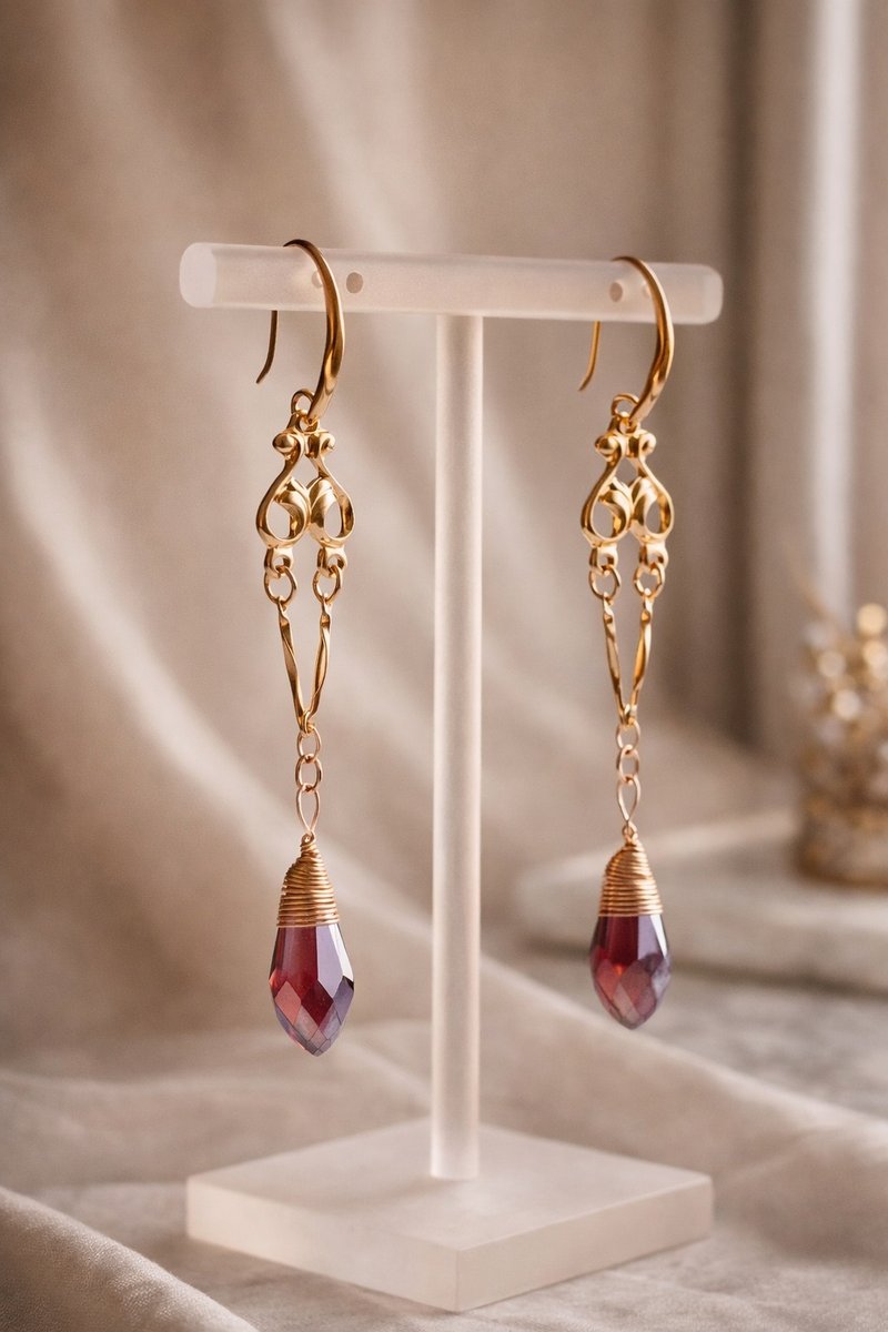 非水晶花片彩色14k金垂坠玻璃耳环 - 耳环/耳夹 - 其他金属 多色