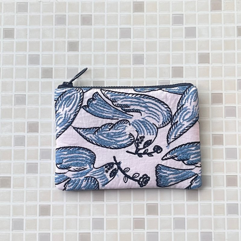 mina perhonen following day 鸟图案 薰衣草色 迷你小包 轻巧尺寸 following day - 化妆包/杂物包 - 棉．麻 紫色