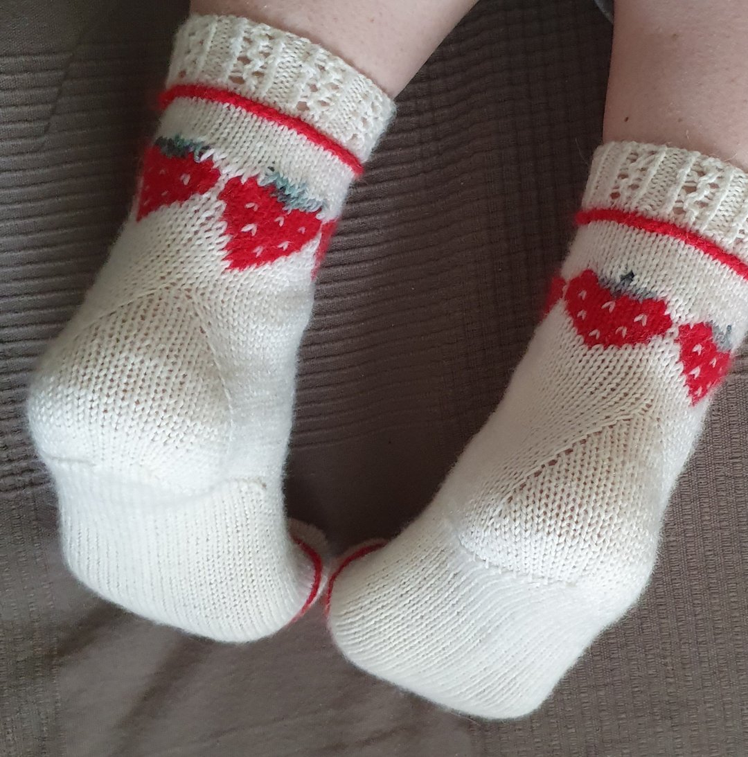Kawaii handknit socks digital pattern, PDF pattern ornament socks - 手工艺教程/工具书 - 其他材质 