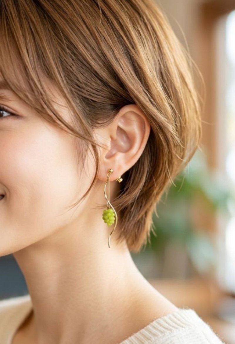 浅色葡萄图案耳环　限量 2 只 - 耳环/耳夹 - 其他金属 绿色