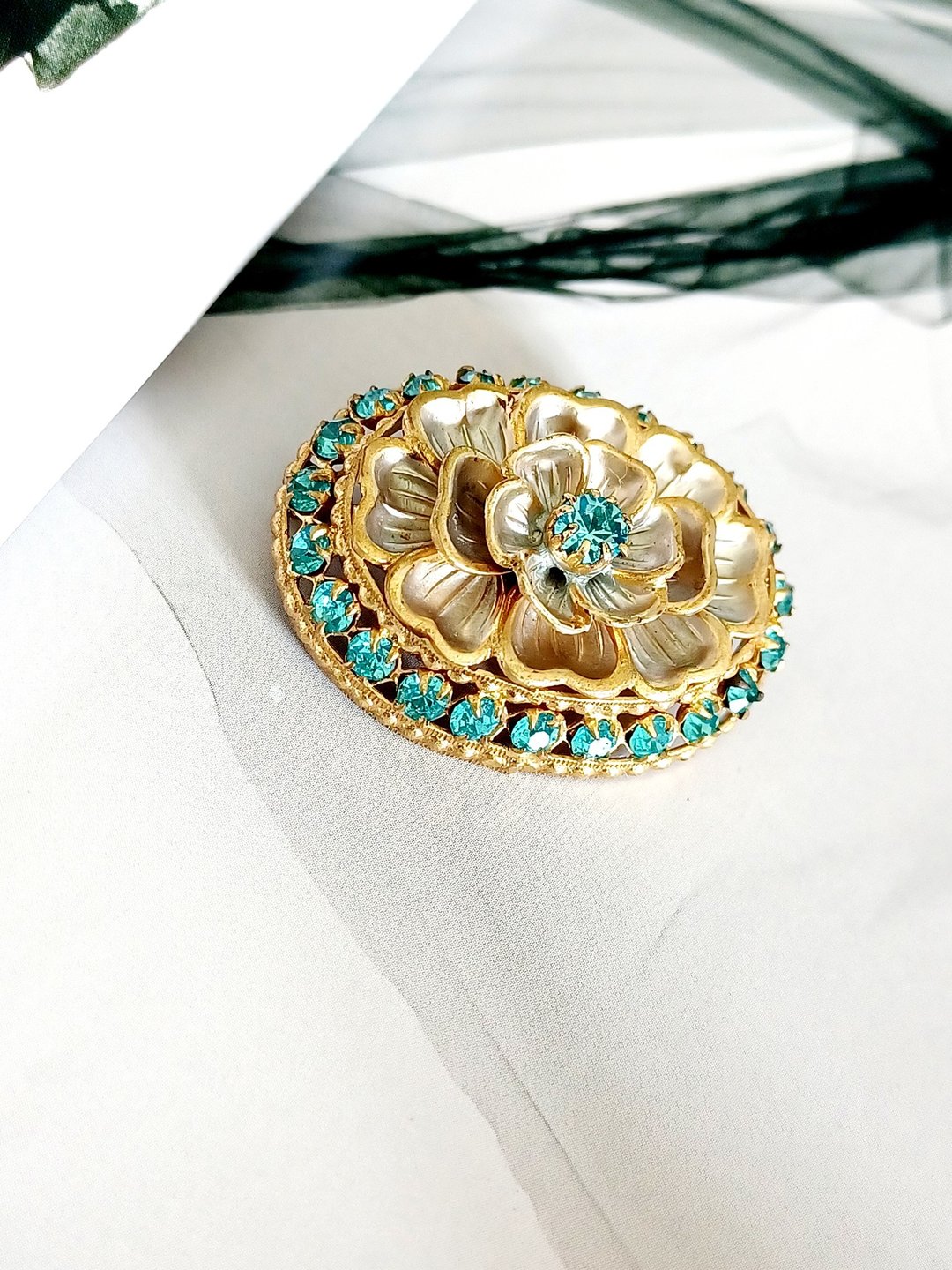 vintage jewelry 古典椭圆莱茵花卉 别针 胸针 - 胸针 - 其他金属 
