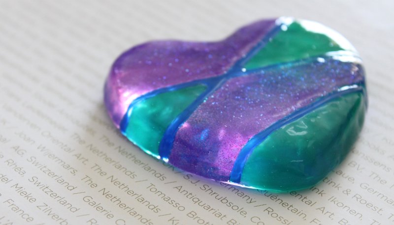 暗闪幻彩紫色个性彩绘玻璃心形纸镇摆设 - 其他 - 纸 多色