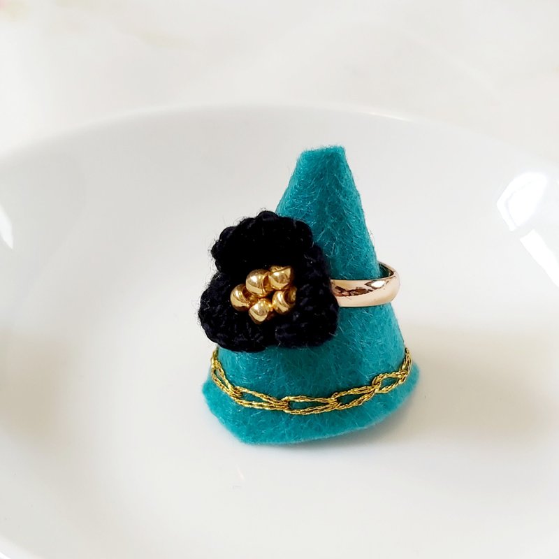 大珠小珠落玉盘刺绣戒指 - 戒指 - 棉．麻 黑色