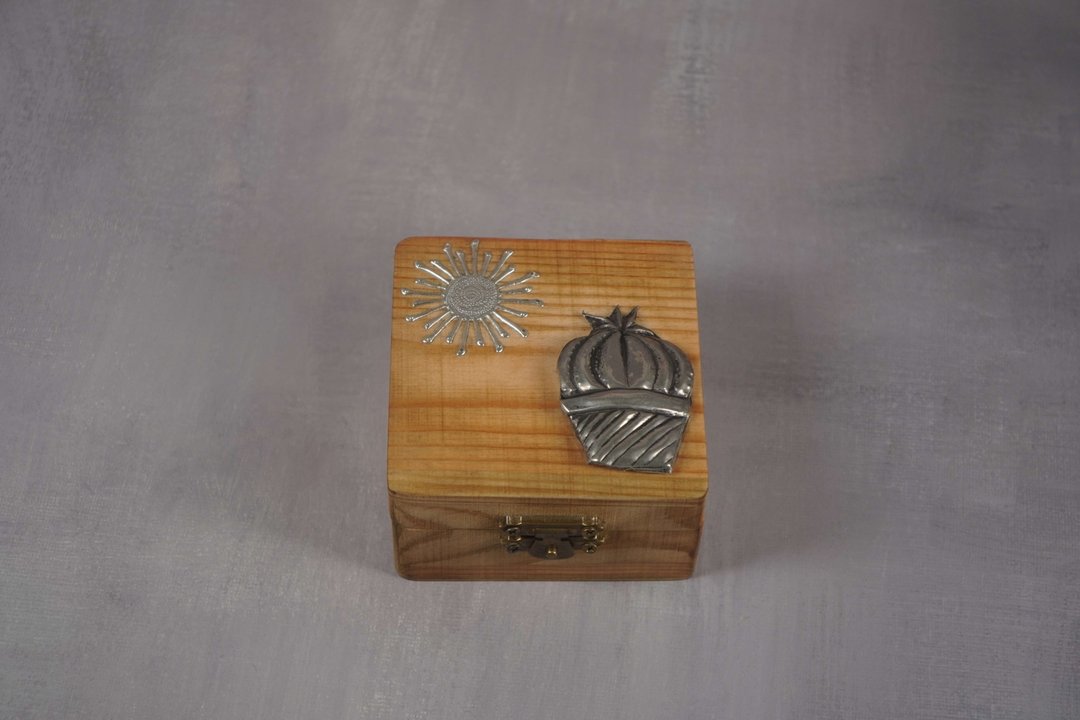 锡雕 金属押花 阳光与我珠宝盒 - 收纳用品 - 其他材质 蓝色
