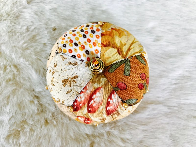 秋收满屋♂  钥匙圈/吊饰/针插 - 钥匙链/钥匙包 - 棉．麻 咖啡色