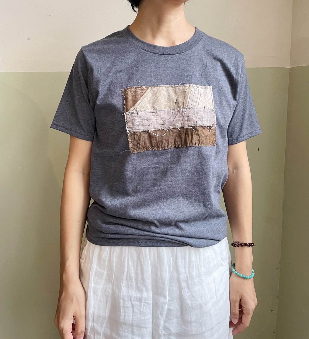作眠梦拼贴布画/棉T/T-shirt/深灰色/舒服柔棉/现货 - 女装 T 恤 - 棉 灰色