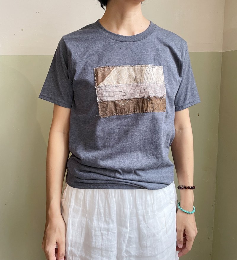 作眠梦拼贴布画/棉T/T-shirt/深灰色/舒服柔棉/现货 - 女装 T 恤 - 棉．麻 灰色