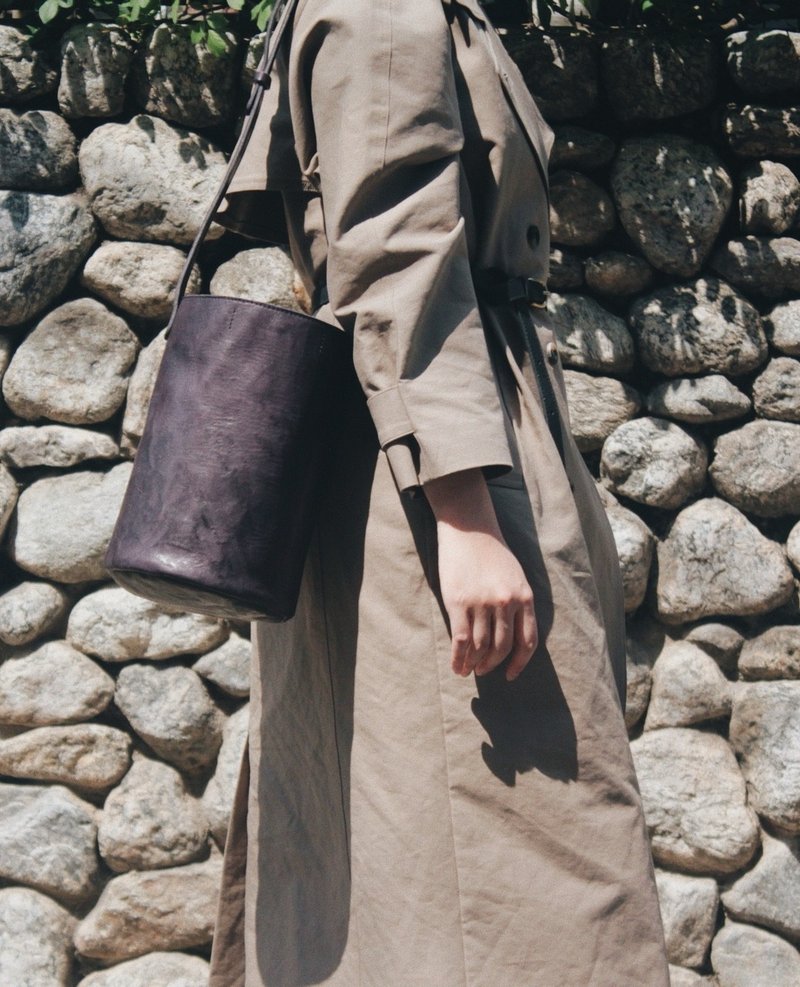 羊皮水洗纹水桶包 - 侧背包/斜挎包 - 真皮 多色