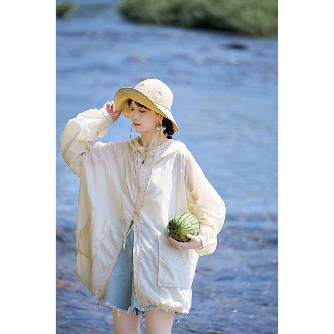轻松黄轻户外轻薄透气宽松连帽防晒衣 - 女装上衣 - 其他材质 