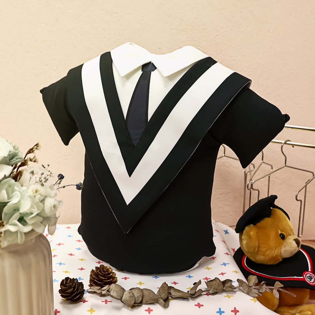 【定制学士服抱枕】专利制作站立式抱枕 / 毕业礼物－学士服款 - 枕头/抱枕 - 其他人造纤维 黑色