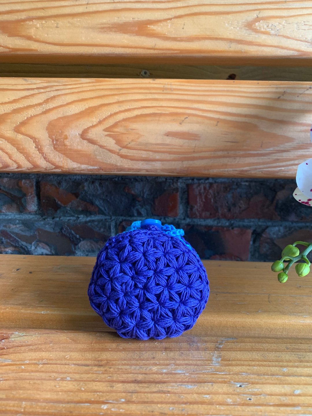 可收纳饮料提袋/挂饰/水杯袋。小苍兰。蓝紫+亮蓝。可肩背 - 随行杯提袋/水壶袋 - 棉．麻 