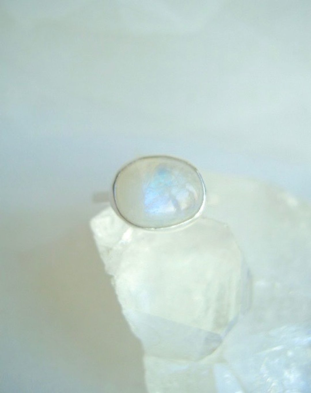Rainbow Moonstone Ring No.11 - 戒指 - 宝石 白色