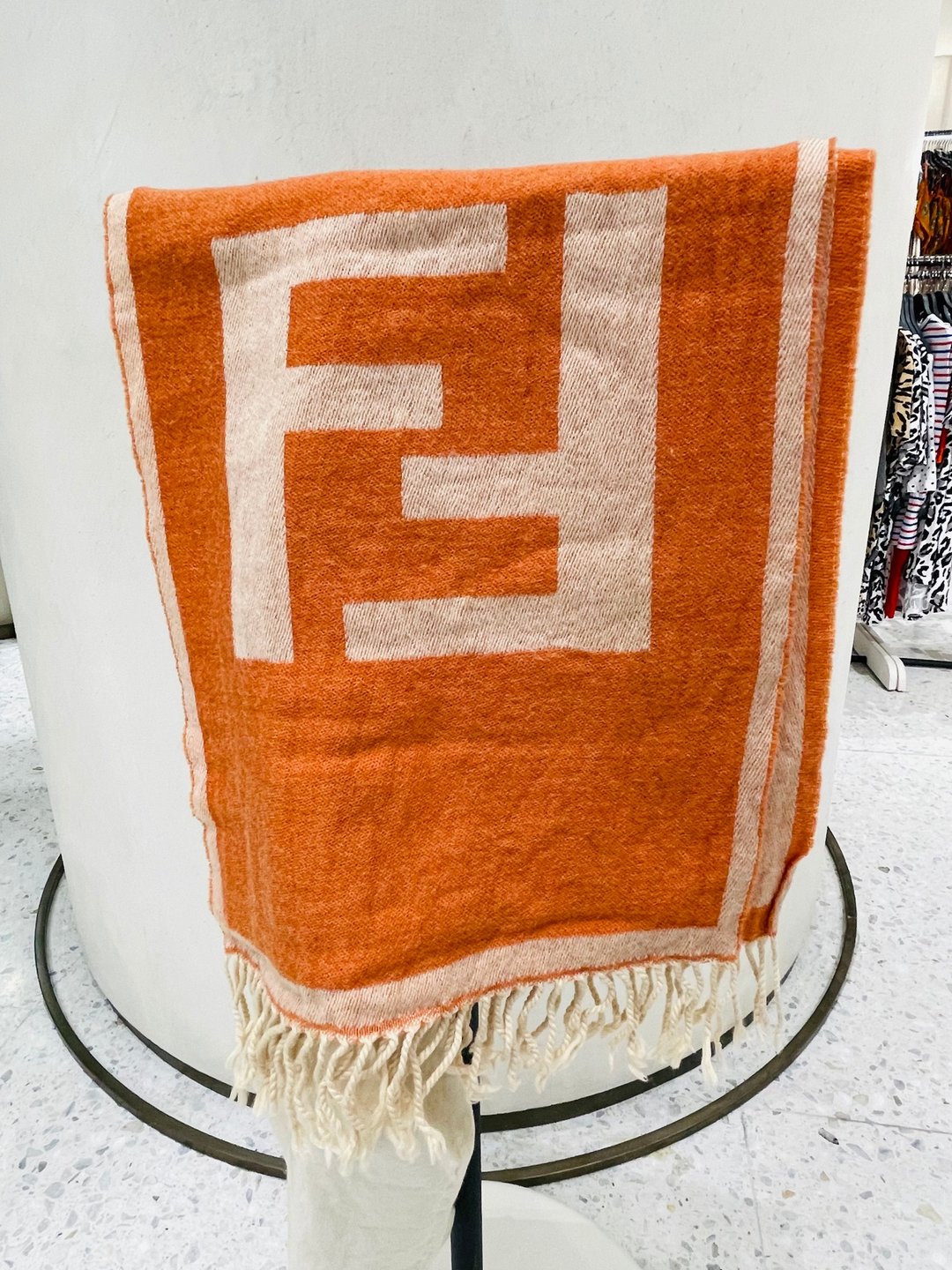 Fendi中古橙色羊毛颈巾 - 围巾/披肩 - 羊毛 橘色